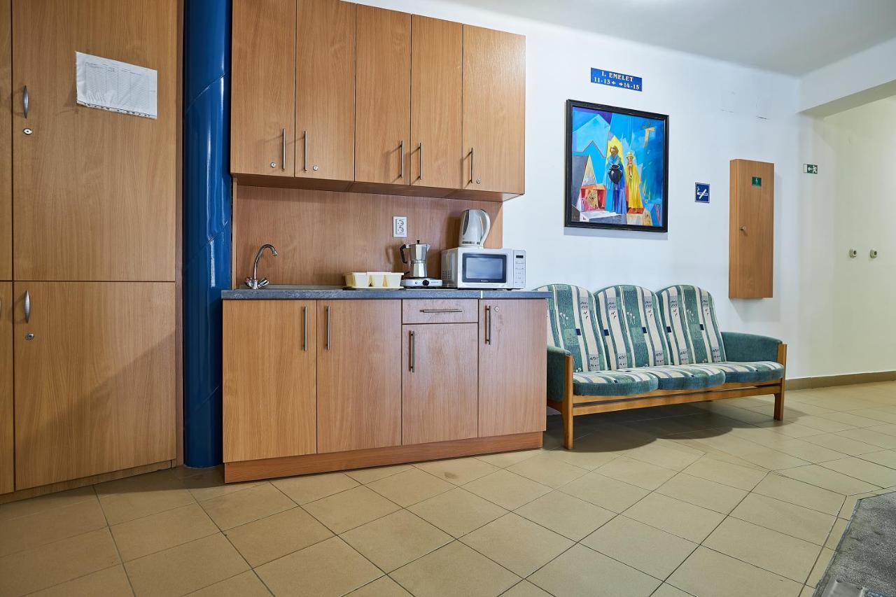 Nimrod Vendeghaz Hotel Hajduszoboszlo Exterior photo